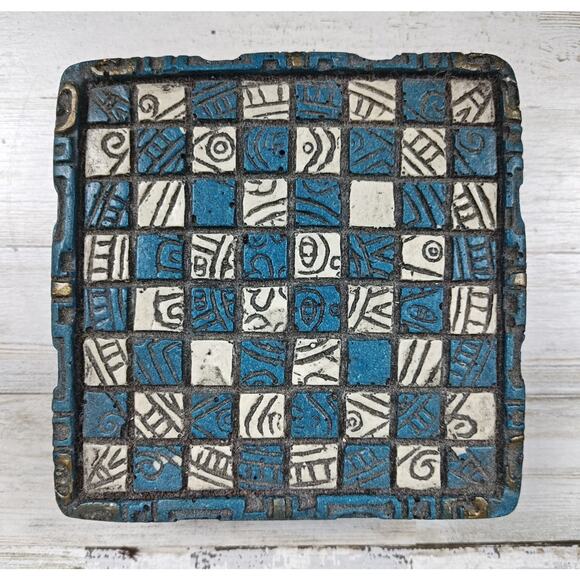 VTG Mayan Chess Set Mini Hand Carved White Blue Pieces 6"X6" Board With Storage - Picture 1 of 12